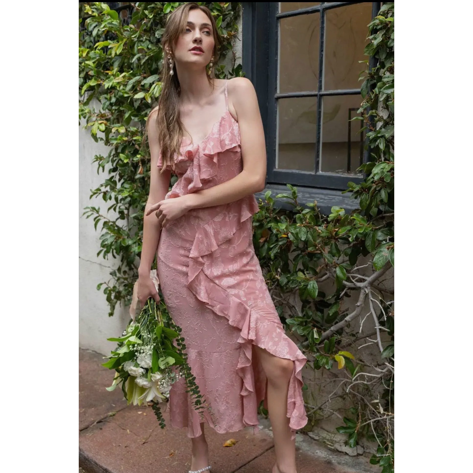 Dusty Rose Floral Jaquard Ruffle Midi Dress (Medium) Dusty Rose Floral Jaquard Ruffle Midi Dress (Medium)